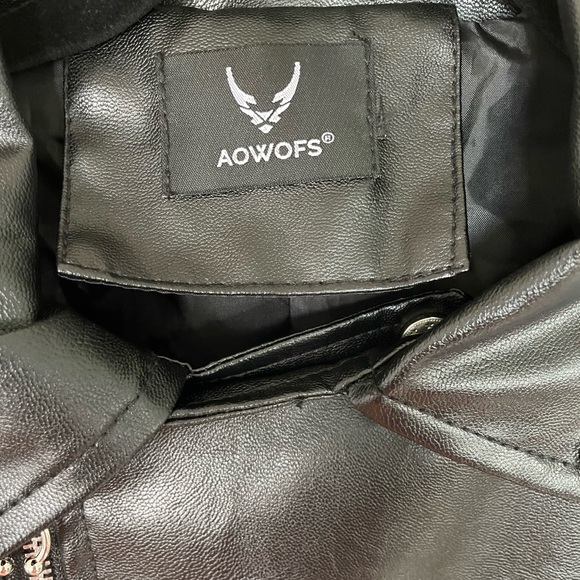 Women’s Moto Faux Leather Jacket - Picture 4 of 6